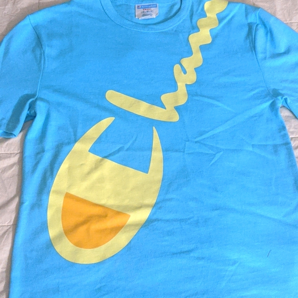 Champion tee
